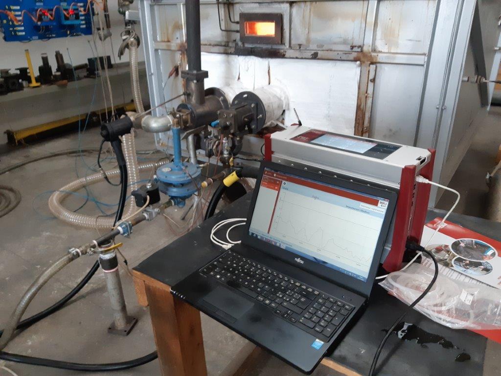 analizzatore di combustione da laboratorio
